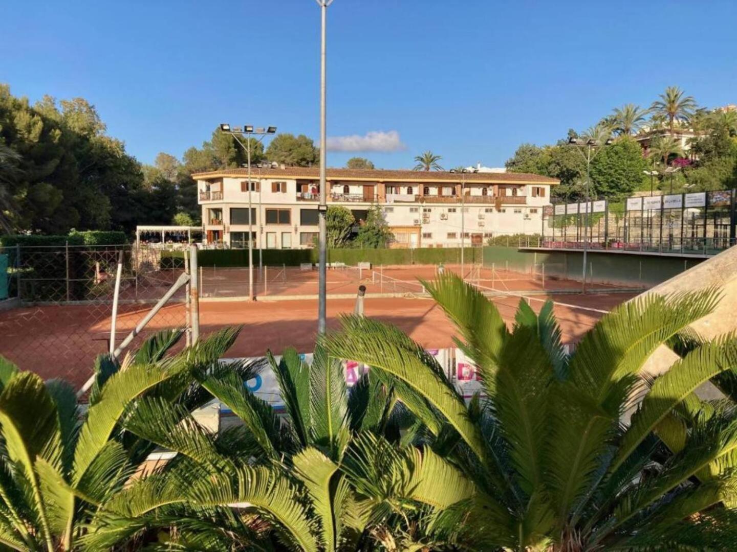 Apartamento Buganvilla Pool Muntanya la Sella Eksteriør bilde